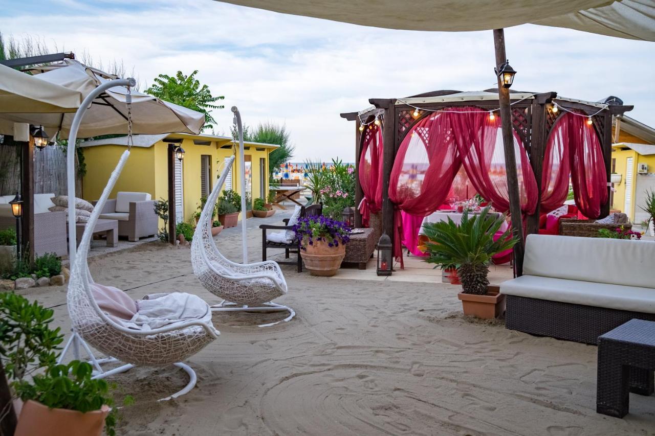 Hotel Estate ริมินี ภายนอก รูปภาพ